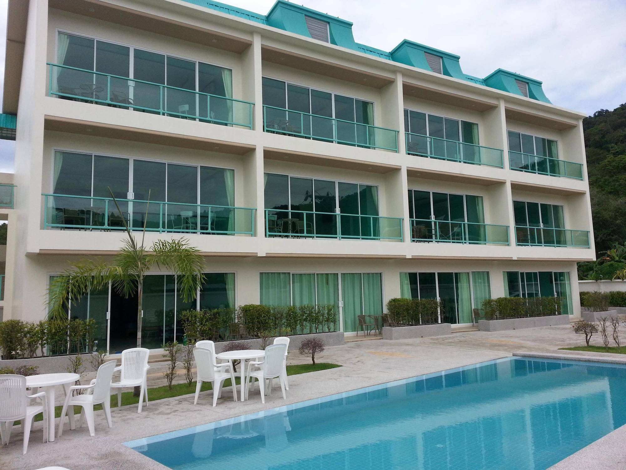 Condor Apartment Nai Harn Екстериор снимка