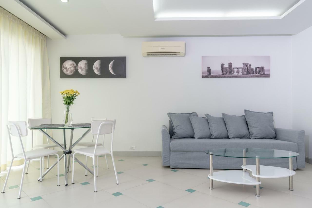 Condor Apartment Nai Harn Екстериор снимка