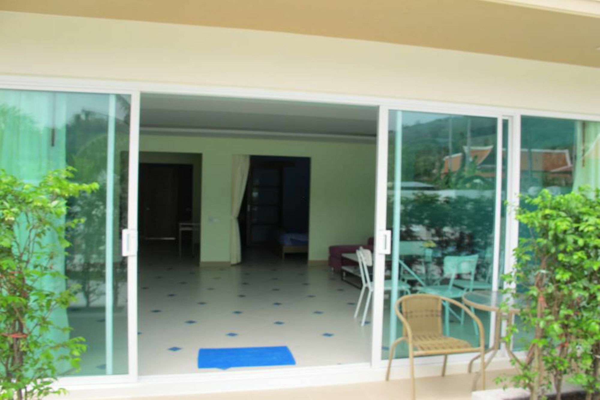 Condor Apartment Nai Harn Екстериор снимка