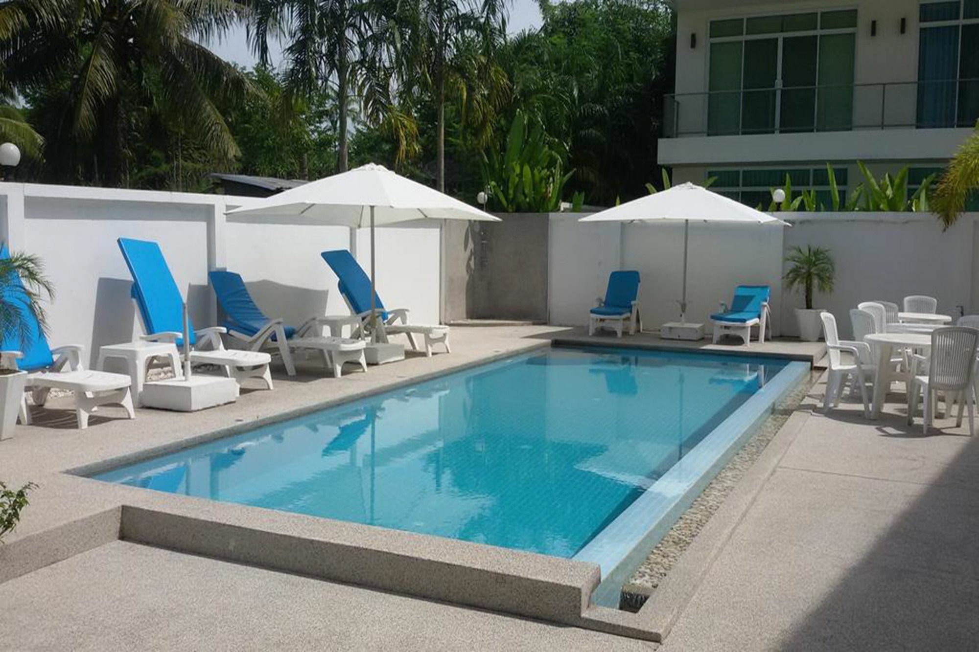 Condor Apartment Nai Harn Екстериор снимка
